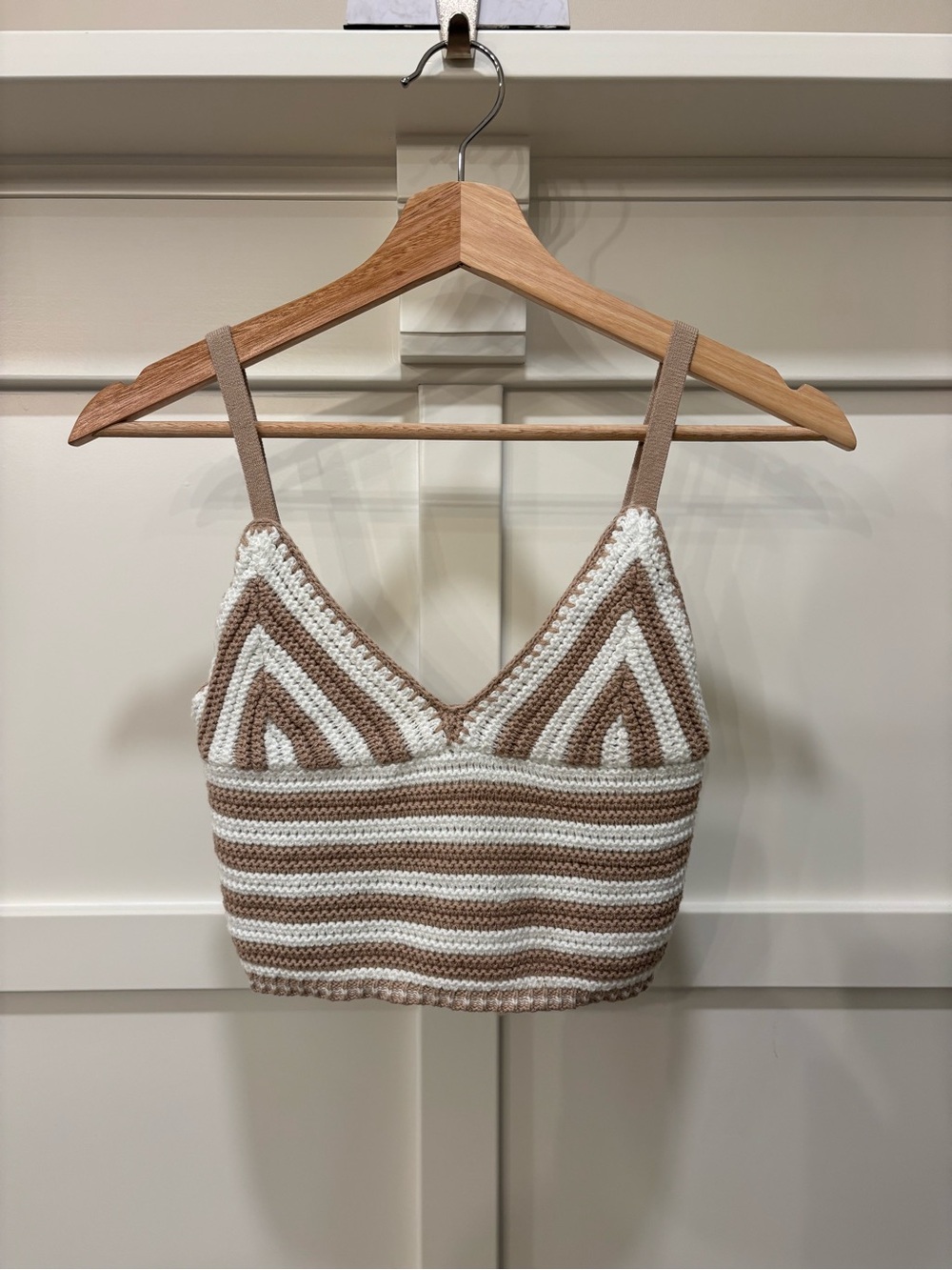 NWOT Hollister Crochet Stripe Bralette Top in Cream and Tan - Size XS